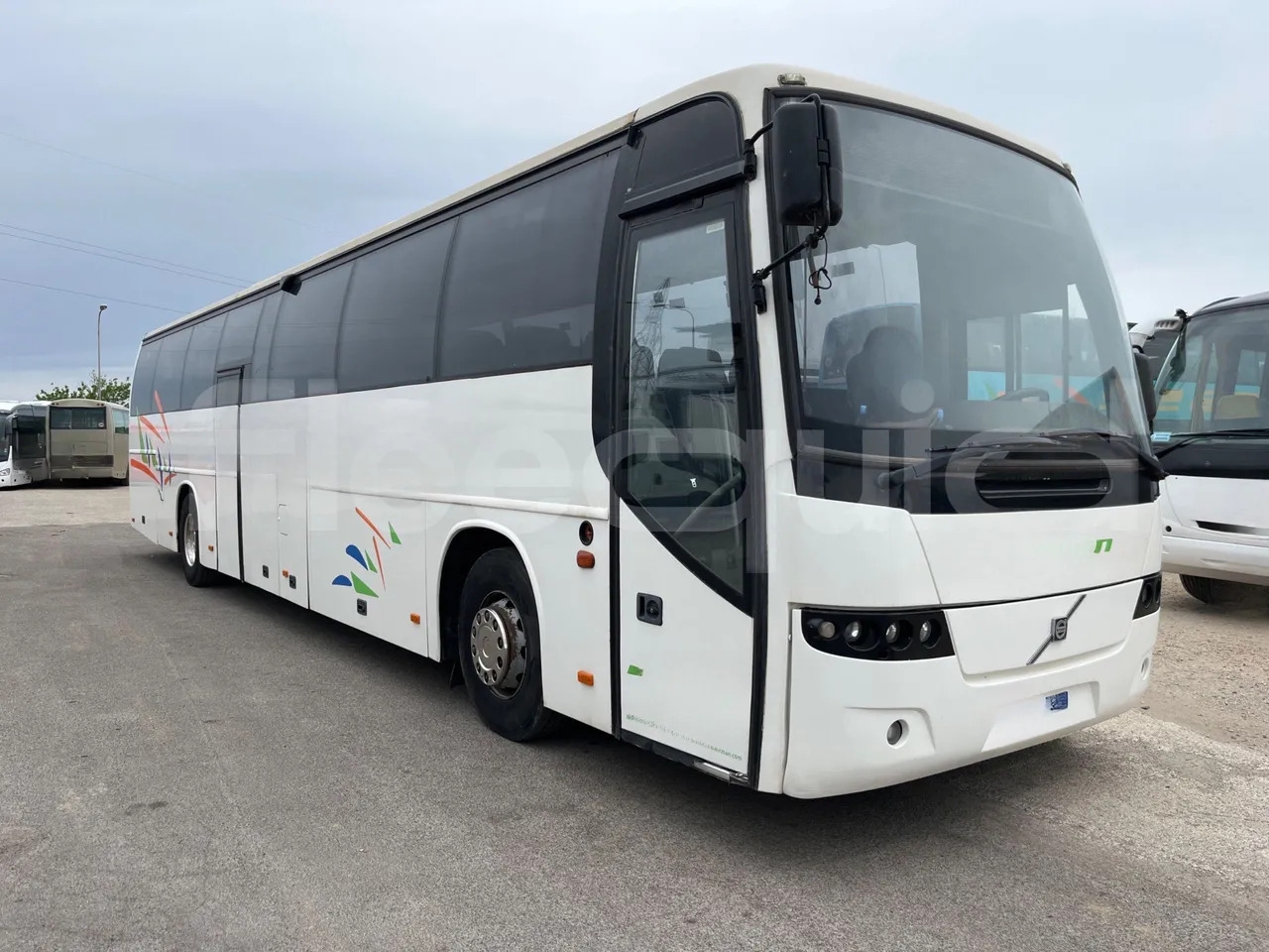 Volvo B12 - Starppilsētu autobuss: foto 1 Volvo B12 - Starppilsētu autobuss: foto 1