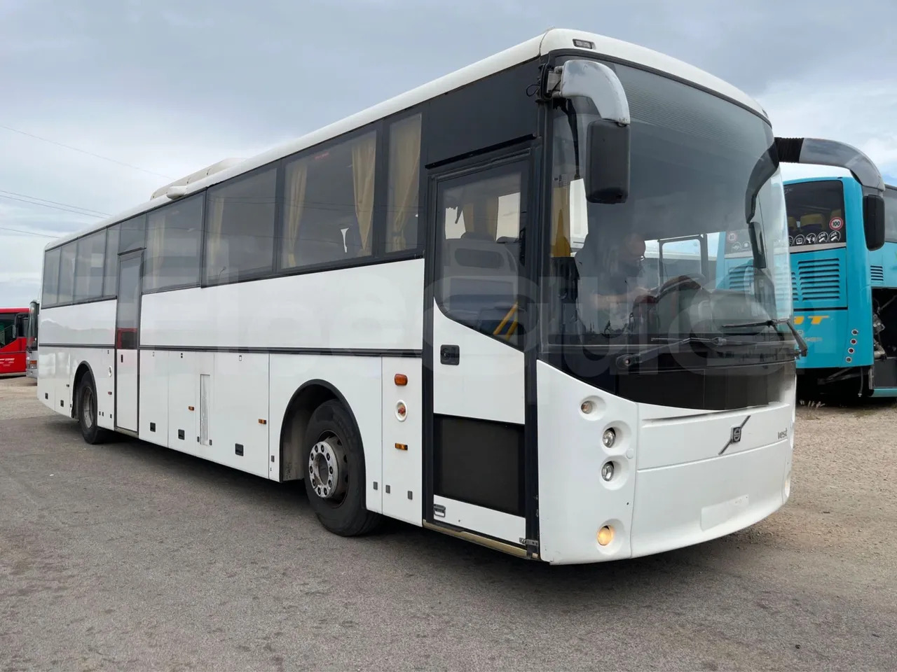 Volvo B12 - Starppilsētu autobuss: foto 1 Volvo B12 - Starppilsētu autobuss: foto 1