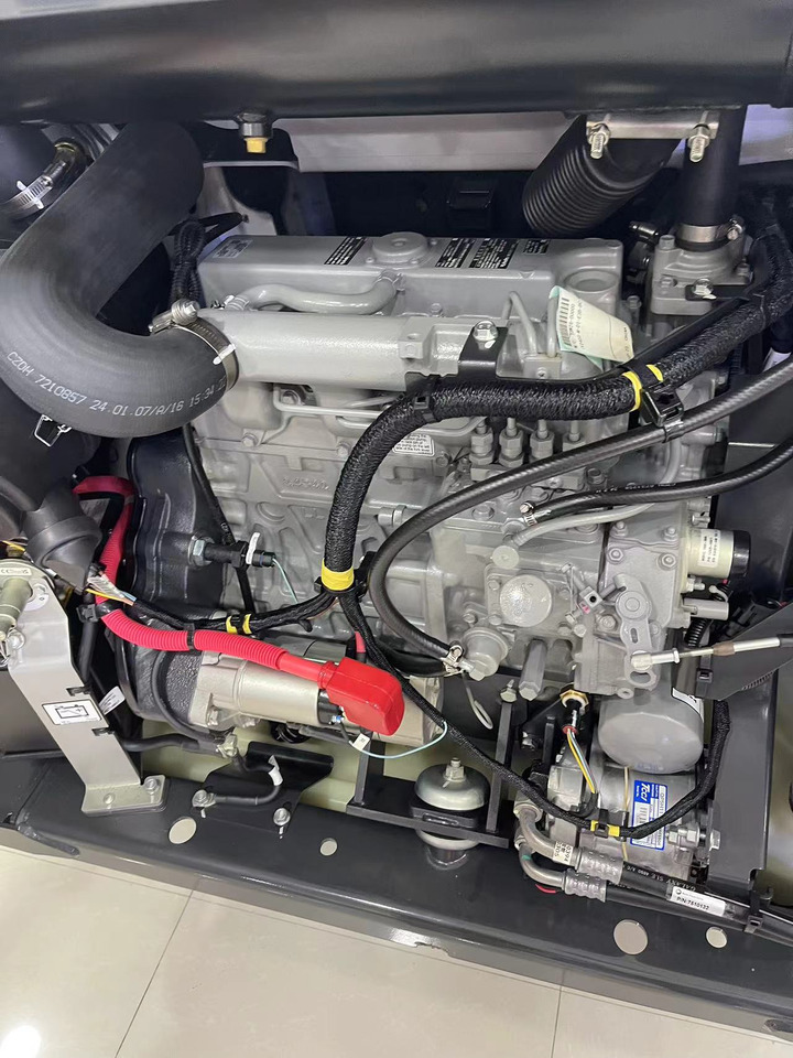 BOBCAT S510-C4 - Kompaktiekrāvējs: foto 3 BOBCAT S510-C4 - Kompaktiekrāvējs: foto 3