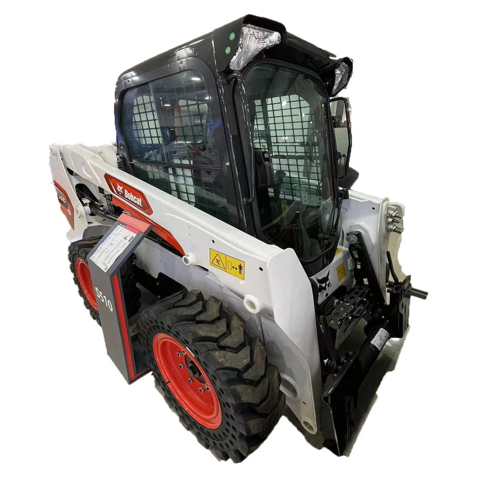 BOBCAT S510 C4 - Kompaktiekrāvējs: foto 1 BOBCAT S510 C4 - Kompaktiekrāvējs: foto 1