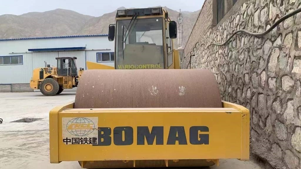 Bomag bw225d-3 - Ceļu veltnis: foto 3 Bomag bw225d-3 - Ceļu veltnis: foto 3