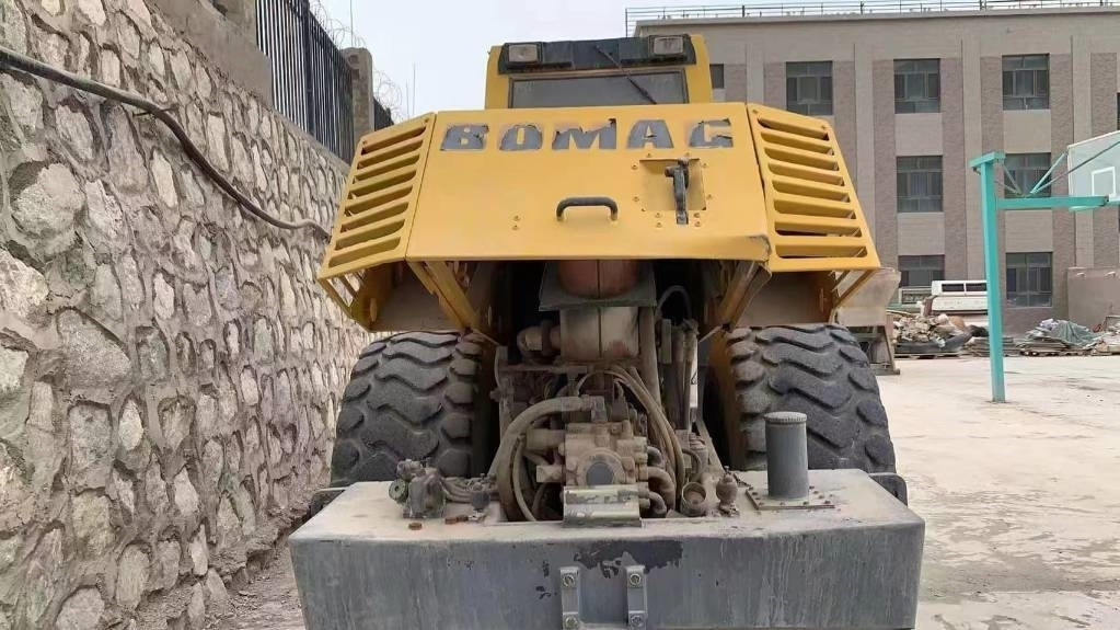Bomag bw225d-3 - Vibrorullis: foto 4 Bomag bw225d-3 - Vibrorullis: foto 4