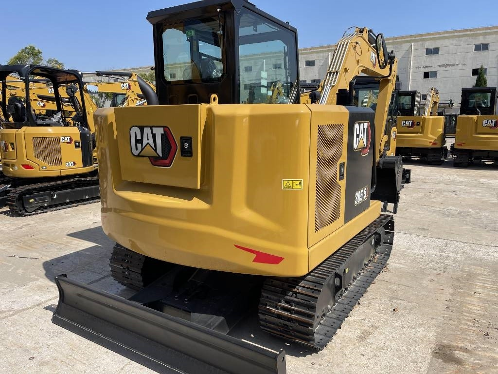 CAT 305.5 - Kāpurķēžu ekskavators: foto 5 CAT 305.5 - Kāpurķēžu ekskavators: foto 5