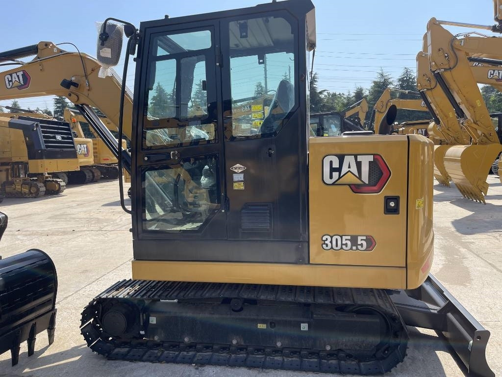 CAT 305.5 - Kāpurķēžu ekskavators: foto 2 CAT 305.5 - Kāpurķēžu ekskavators: foto 2