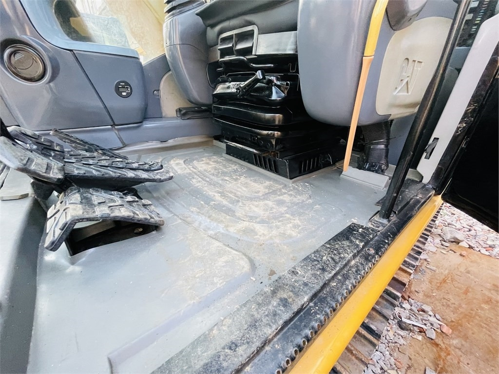 Kāpurķēžu ekskavators CAT 312 2gc: foto 19