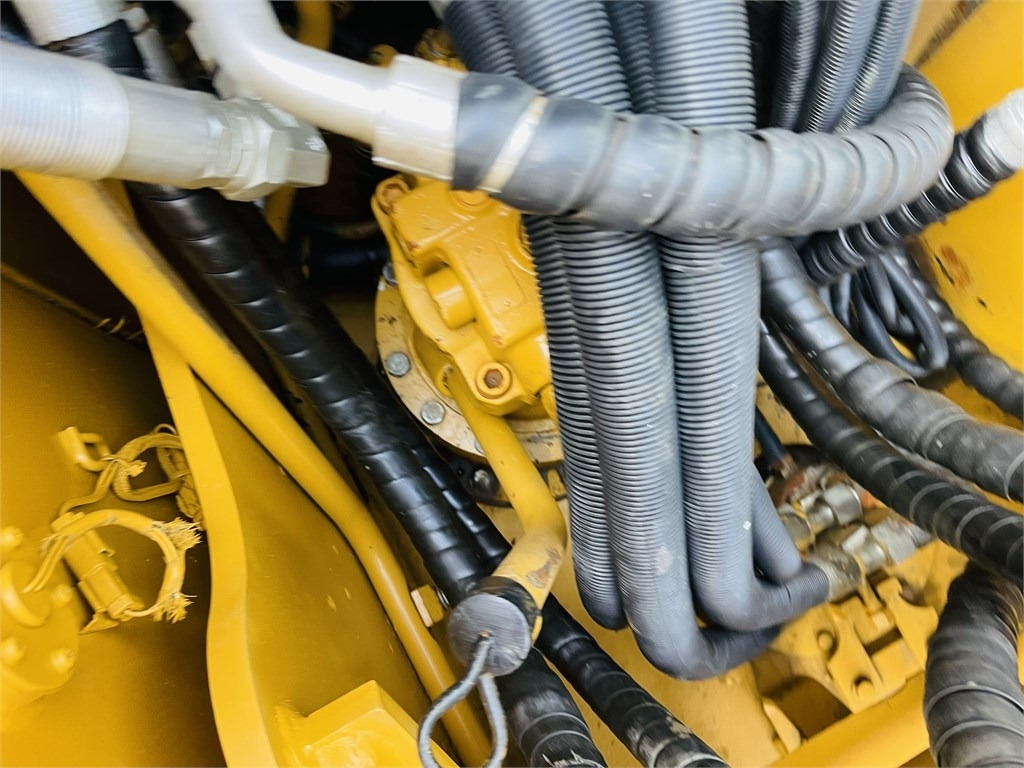 Kāpurķēžu ekskavators CAT 312 2gc: foto 12