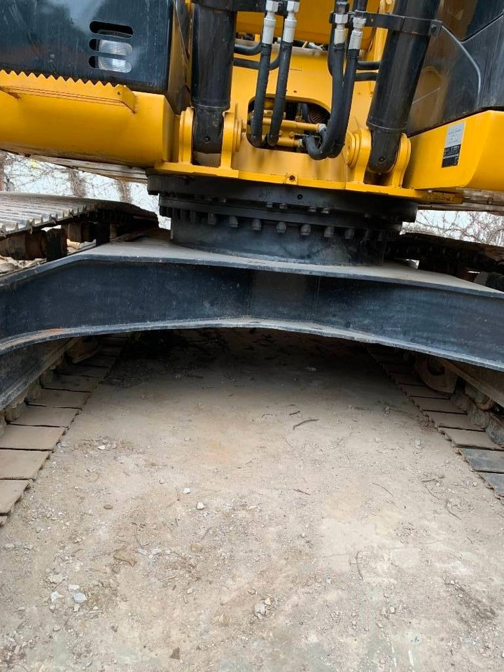 Kāpurķēžu ekskavators CAT 320D2: foto 21