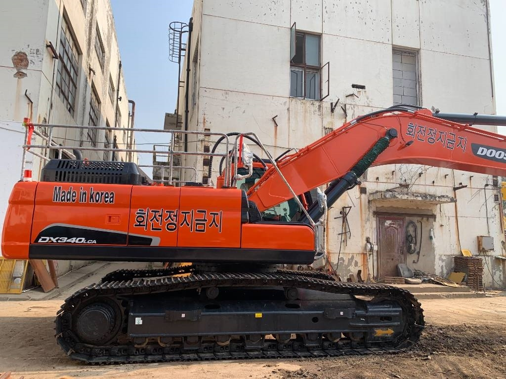 Doosan DX 340 LCA - Kāpurķēžu ekskavators: foto 2 Doosan DX 340 LCA - Kāpurķēžu ekskavators: foto 2