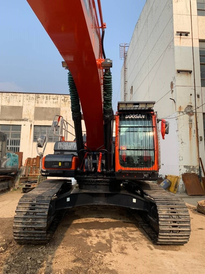 Doosan DX 340 LCA - Kāpurķēžu ekskavators: foto 1 Doosan DX 340 LCA - Kāpurķēžu ekskavators: foto 1