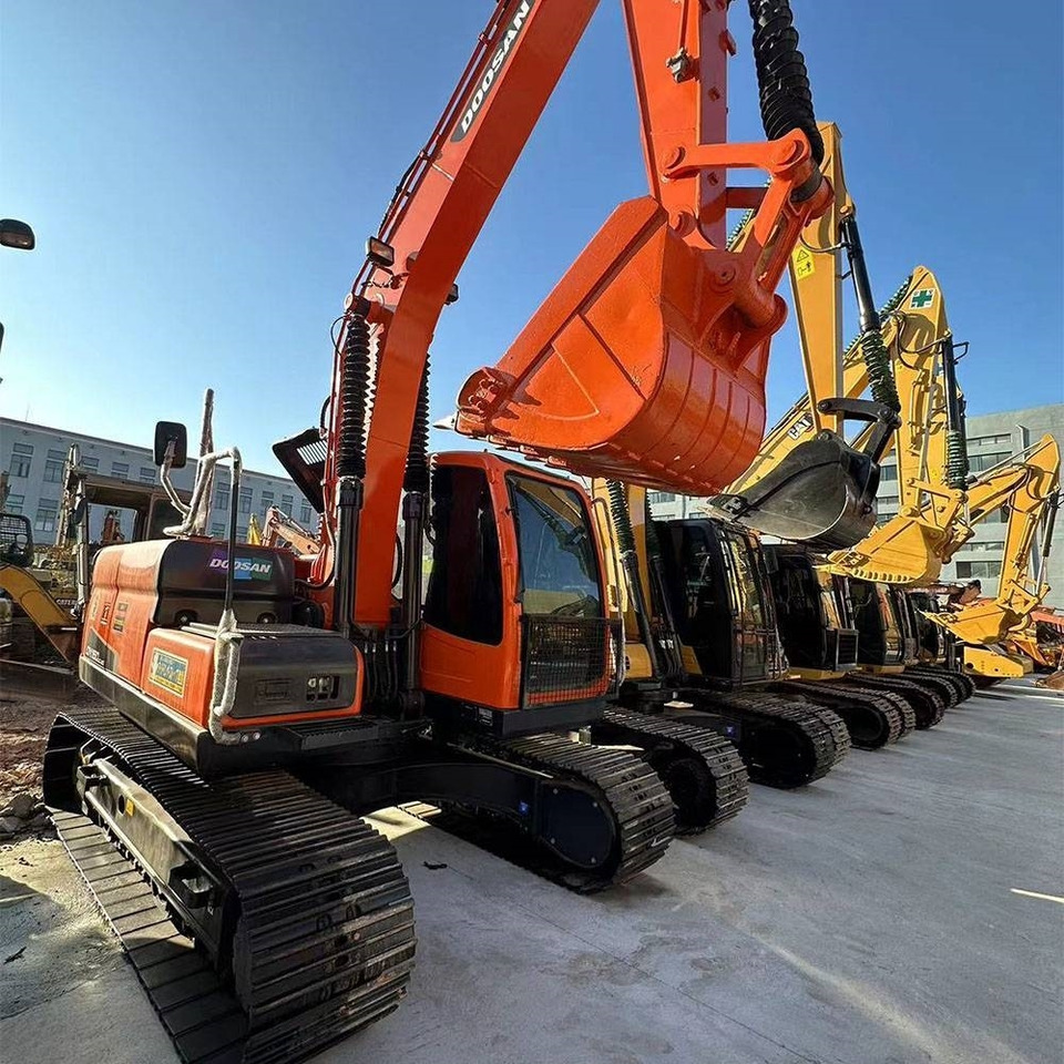 Doosan DX150LC-9C - Kāpurķēžu ekskavators: foto 4 Doosan DX150LC-9C - Kāpurķēžu ekskavators: foto 4