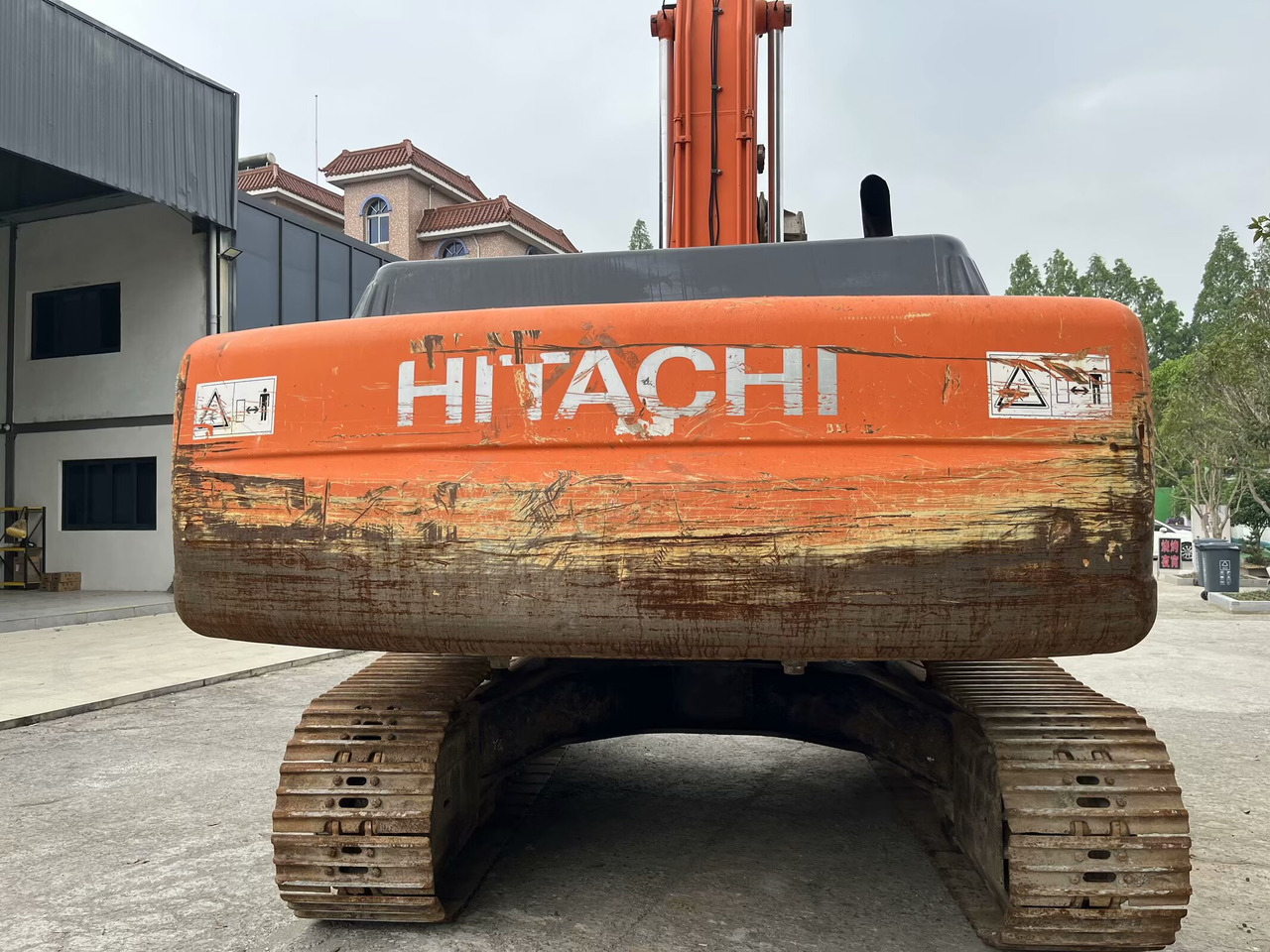 HITACHI 350H-3G - Kāpurķēžu ekskavators: foto 3 HITACHI 350H-3G - Kāpurķēžu ekskavators: foto 3