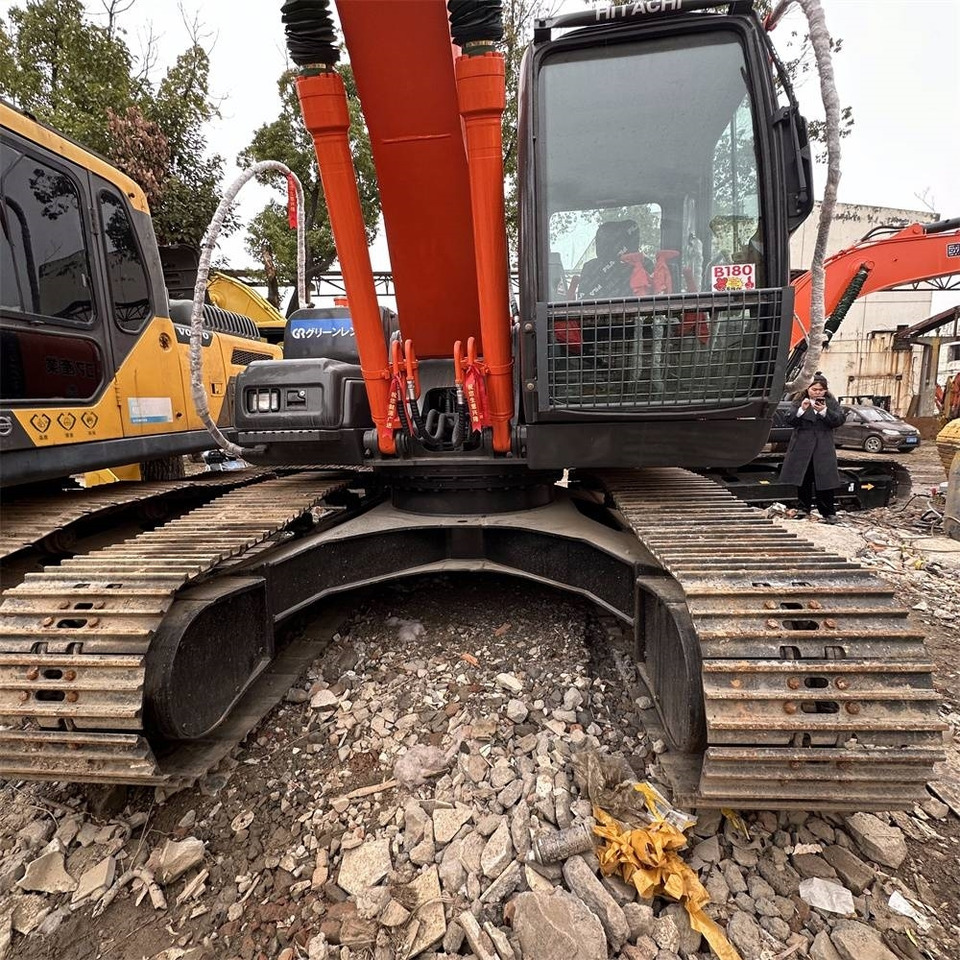 Hitachi ZX 200-3 G - Kāpurķēžu ekskavators: foto 3 Hitachi ZX 200-3 G - Kāpurķēžu ekskavators: foto 3