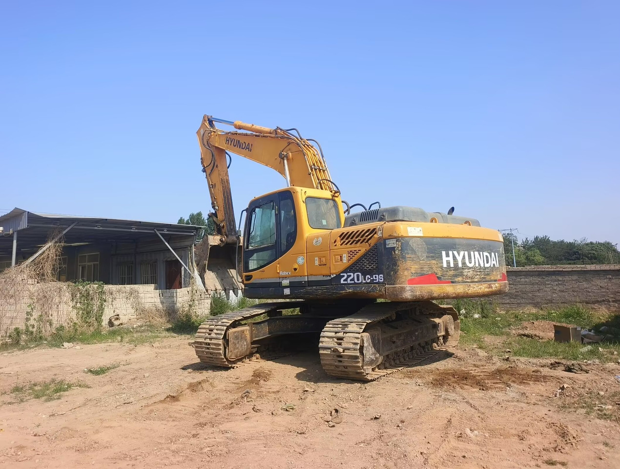 Hyundai R220LC - Ekskavators: foto 3 Hyundai R220LC - Ekskavators: foto 3