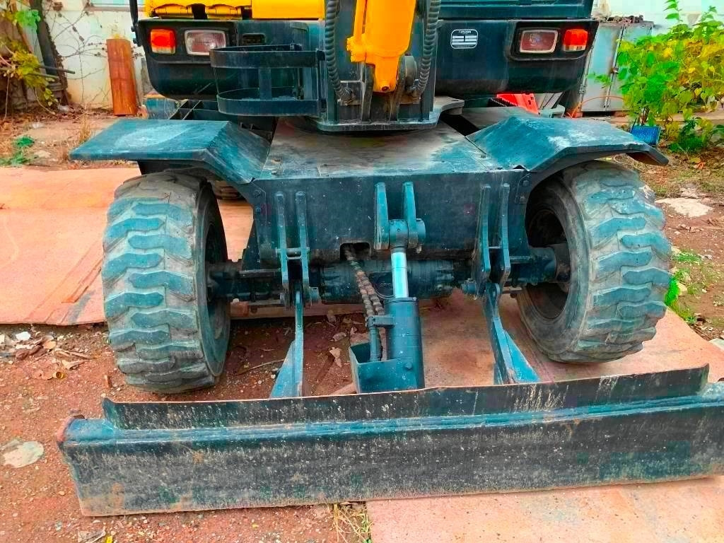 Hyundai Robex 60 W-7  - Riteņu ekskavators: foto 4 Hyundai Robex 60 W-7  - Riteņu ekskavators: foto 4