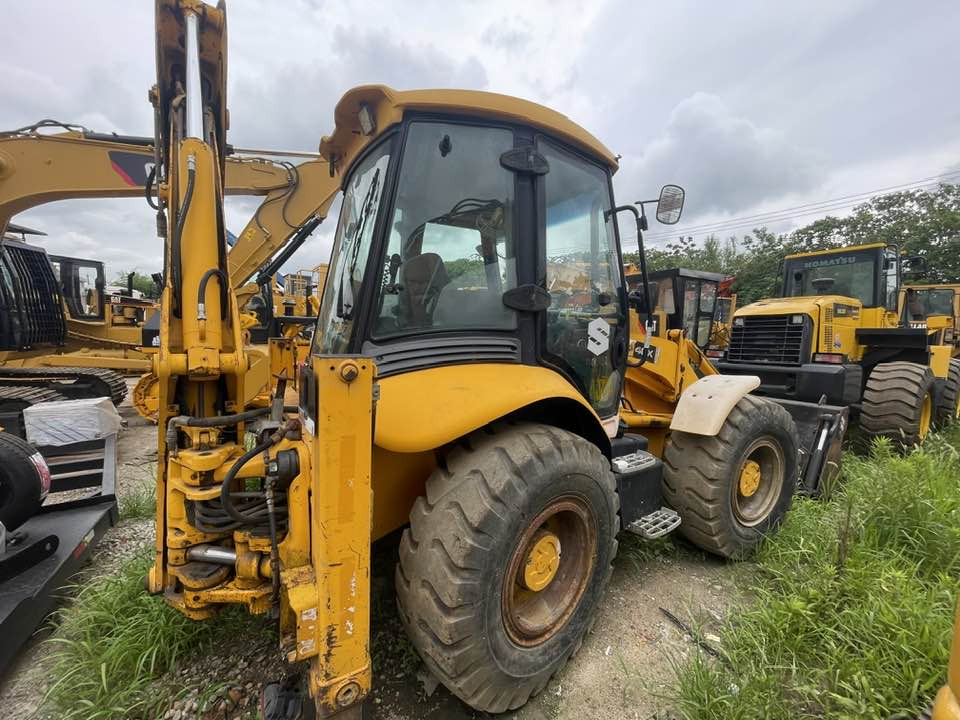 JCB 4CX - Ekskavators-iekrāvējs: foto 3 JCB 4CX - Ekskavators-iekrāvējs: foto 3