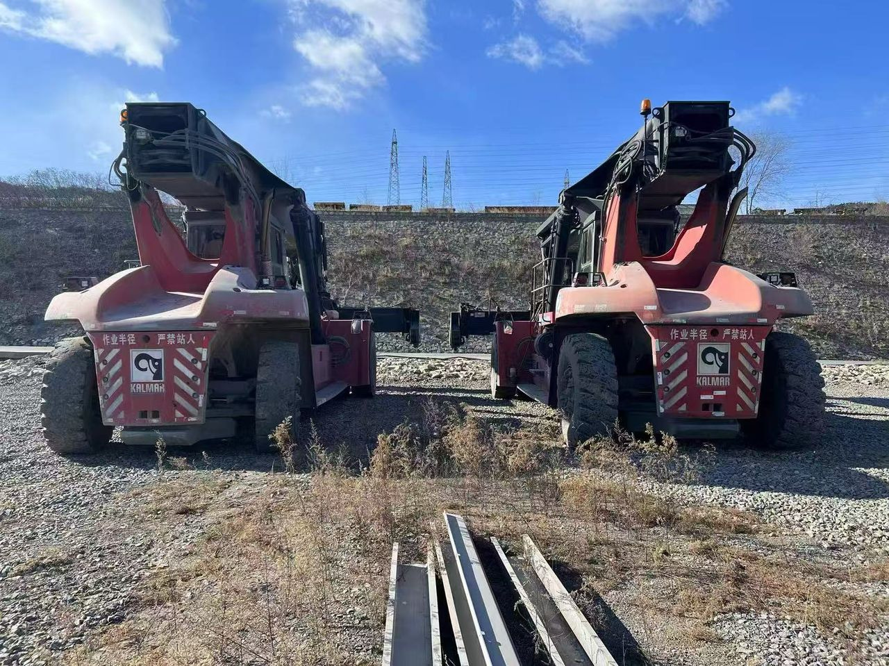 KALMAR DRT450 - Sānu konteineru krāvējs: foto 3 KALMAR DRT450 - Sānu konteineru krāvējs: foto 3
