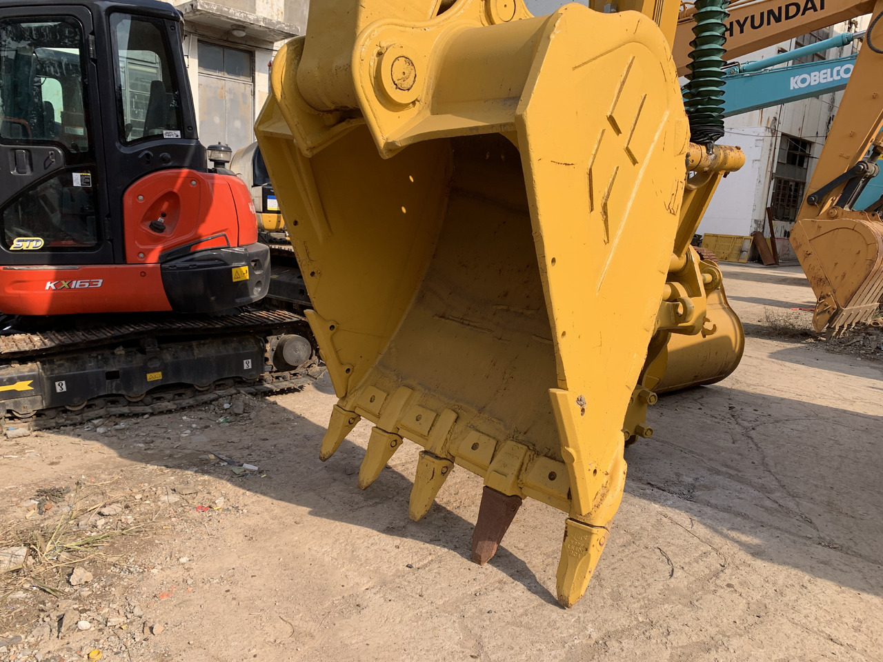 KOMATSU PC450 - Kāpurķēžu ekskavators: foto 5 KOMATSU PC450 - Kāpurķēžu ekskavators: foto 5