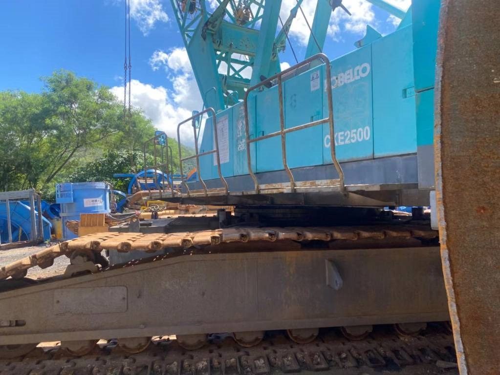 Kobelco CKE 2500 - Kāpurķēžu celtnis: foto 5 Kobelco CKE 2500 - Kāpurķēžu celtnis: foto 5