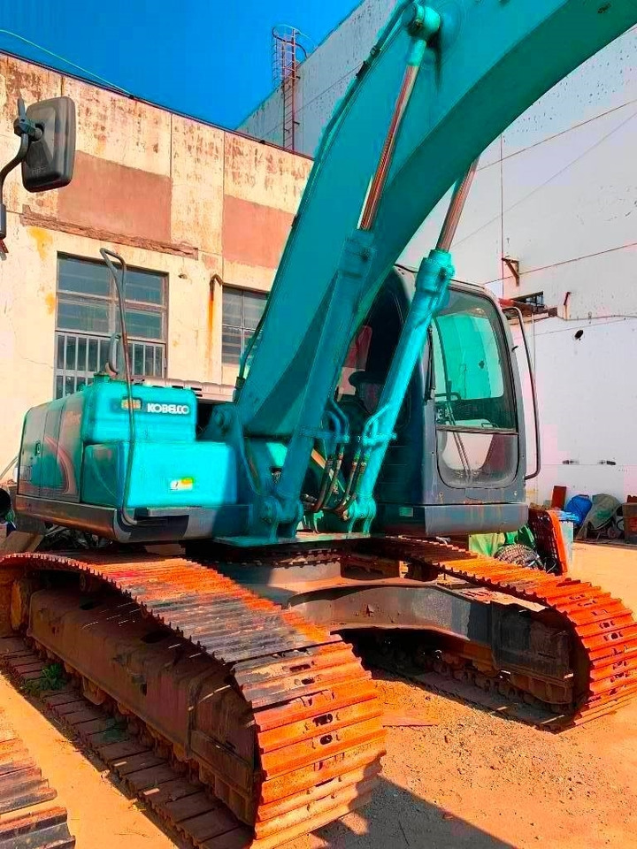 Kobelco SK 210 LC-8 - Kāpurķēžu ekskavators: foto 1 Kobelco SK 210 LC-8 - Kāpurķēžu ekskavators: foto 1