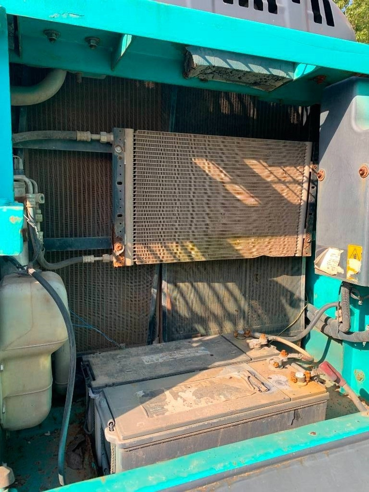 Kobelco SK 260 - Kāpurķēžu ekskavators: foto 4 Kobelco SK 260 - Kāpurķēžu ekskavators: foto 4