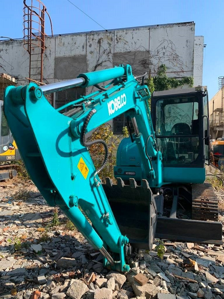 Kobelco SK 60 - Kāpurķēžu ekskavators: foto 3 Kobelco SK 60 - Kāpurķēžu ekskavators: foto 3