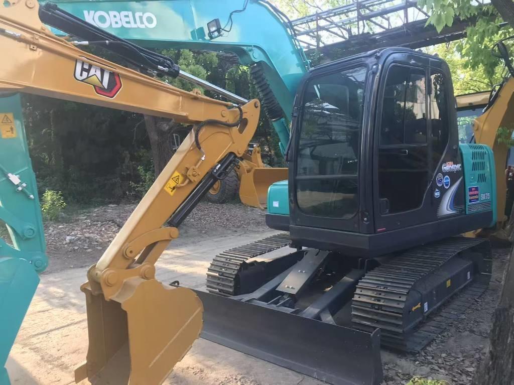 Kobelco SK 75 - Mini-ekskavators: foto 5 Kobelco SK 75 - Mini-ekskavators: foto 5