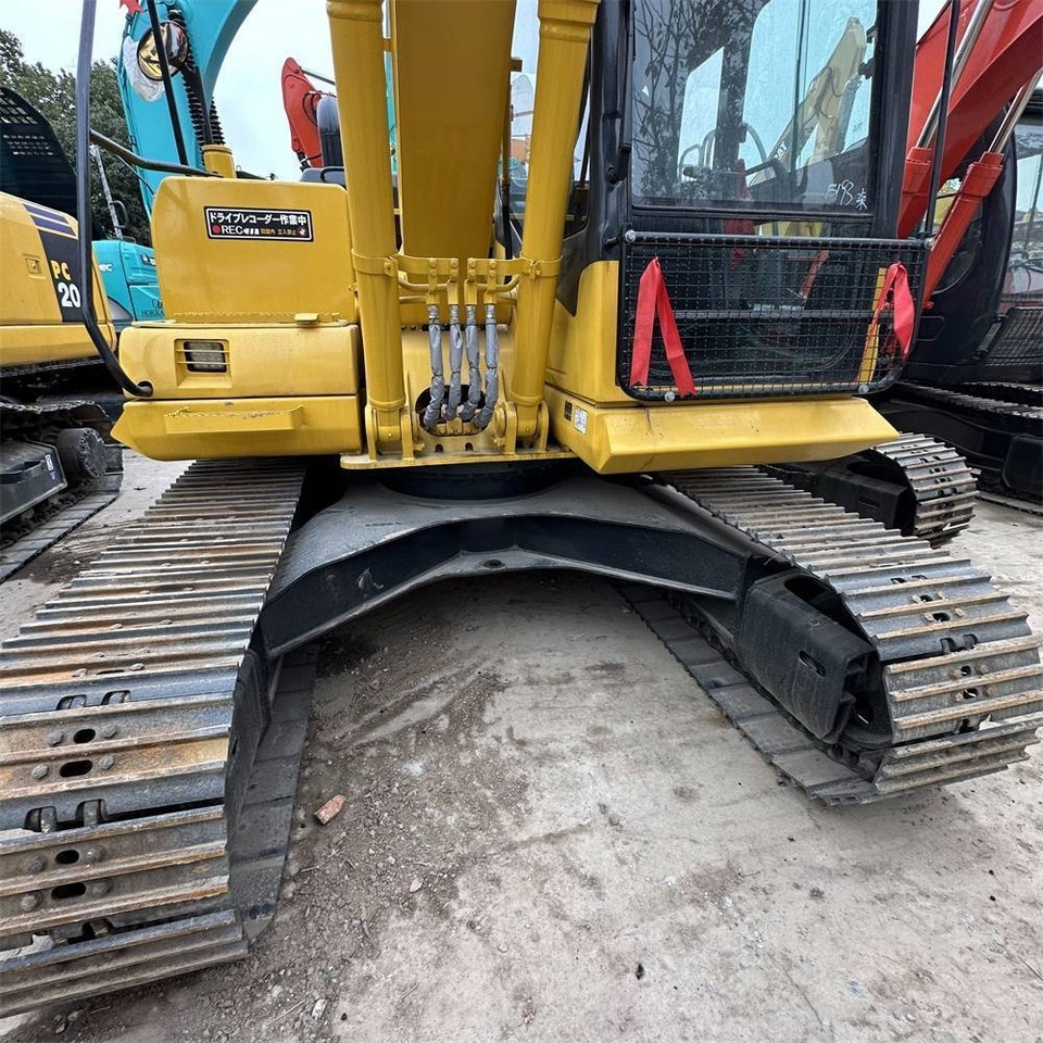 Komatsu PC 130-7 - Kāpurķēžu ekskavators: foto 4 Komatsu PC 130-7 - Kāpurķēžu ekskavators: foto 4
