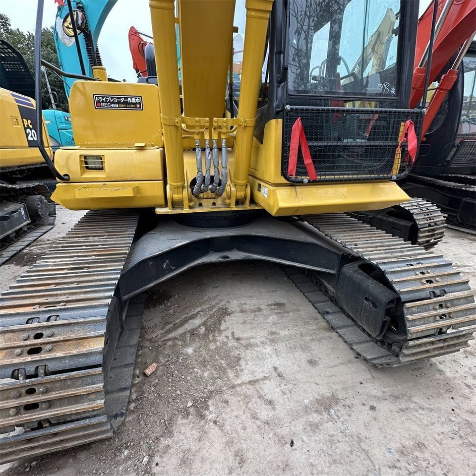 Komatsu PC 130-7 - Kāpurķēžu ekskavators: foto 5 Komatsu PC 130-7 - Kāpurķēžu ekskavators: foto 5