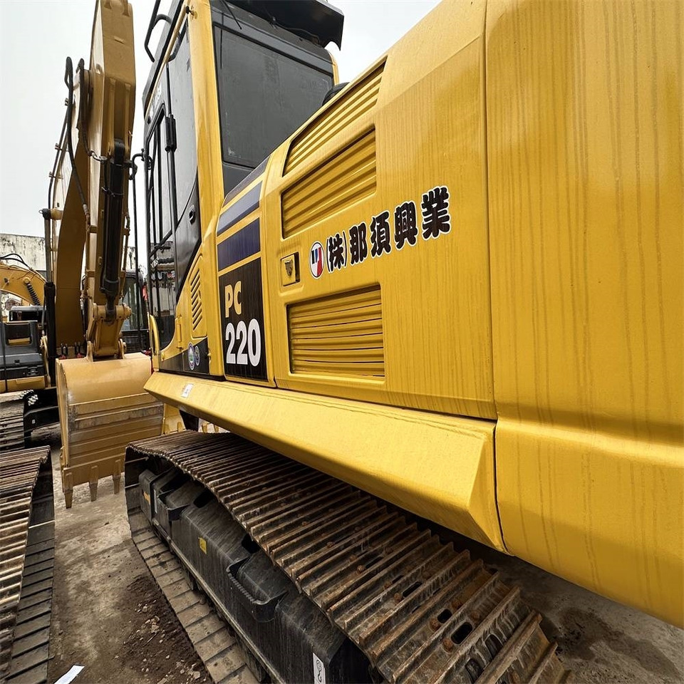 Komatsu PC 200 - Kāpurķēžu ekskavators: foto 5 Komatsu PC 200 - Kāpurķēžu ekskavators: foto 5