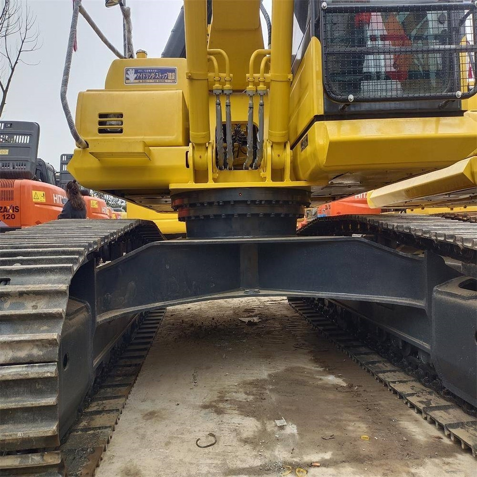 Komatsu PC 220 PC 220 - Kāpurķēžu ekskavators: foto 5 Komatsu PC 220 PC 220 - Kāpurķēžu ekskavators: foto 5