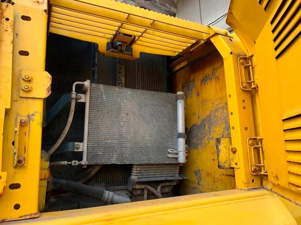 Kāpurķēžu ekskavators Komatsu PC 240: foto 6