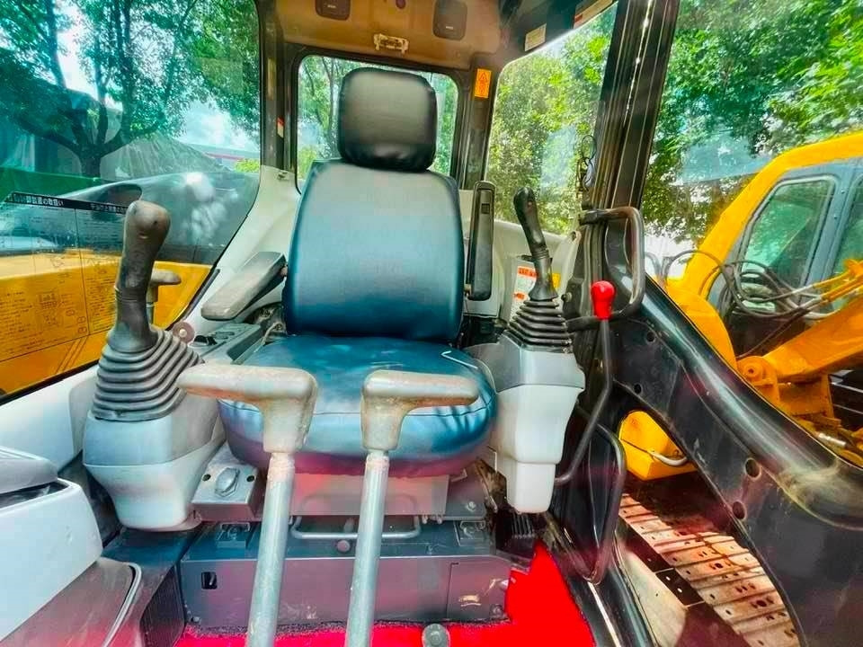 Komatsu PC78US-11 - Mini-ekskavators: foto 4 Komatsu PC78US-11 - Mini-ekskavators: foto 4