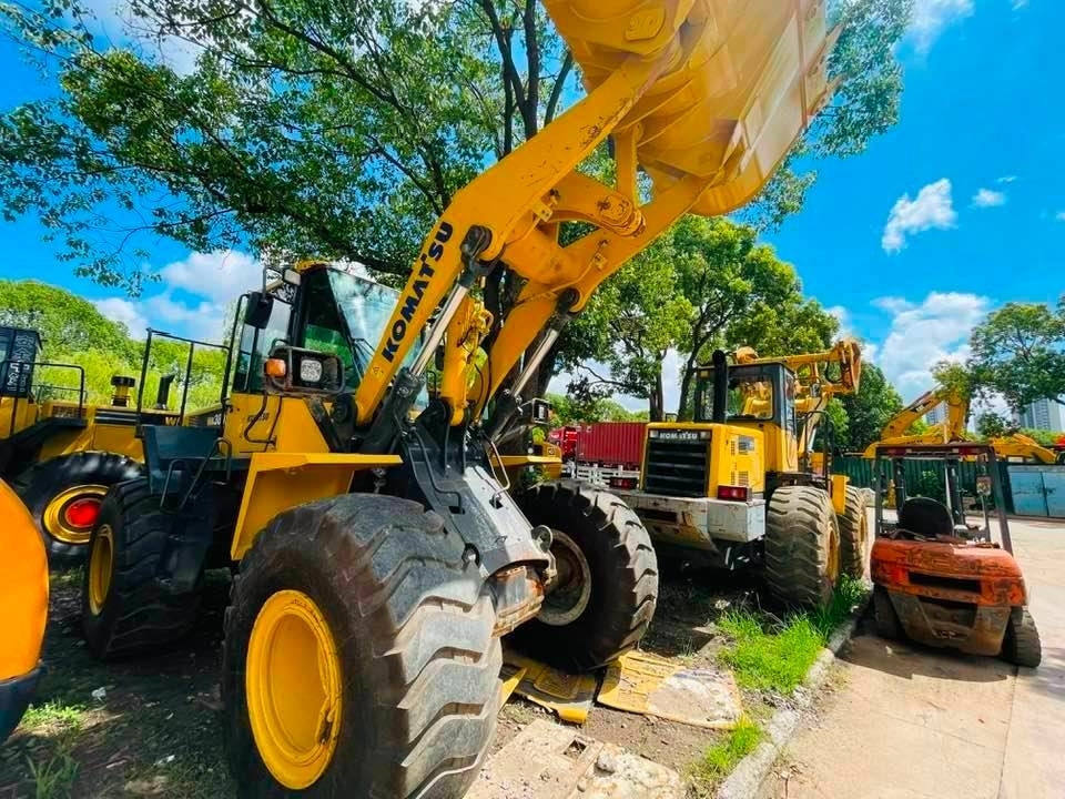 Komatsu WA380-6 - Riteņu iekrāvējs: foto 2 Komatsu WA380-6 - Riteņu iekrāvējs: foto 2