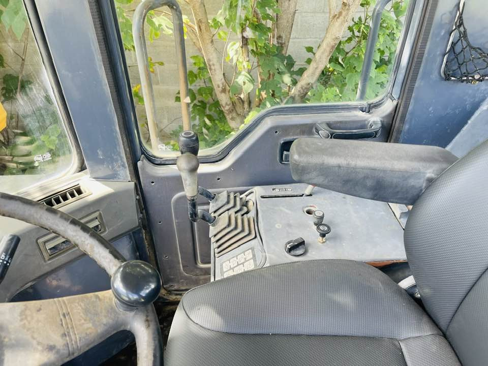 Komatsu WA380-8 - Riteņu iekrāvējs: foto 2 Komatsu WA380-8 - Riteņu iekrāvējs: foto 2