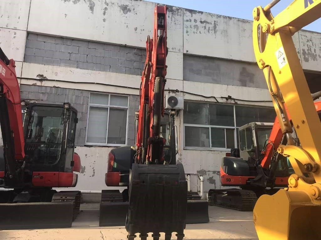 Kubota KX 165 - Kāpurķēžu ekskavators: foto 5 Kubota KX 165 - Kāpurķēžu ekskavators: foto 5