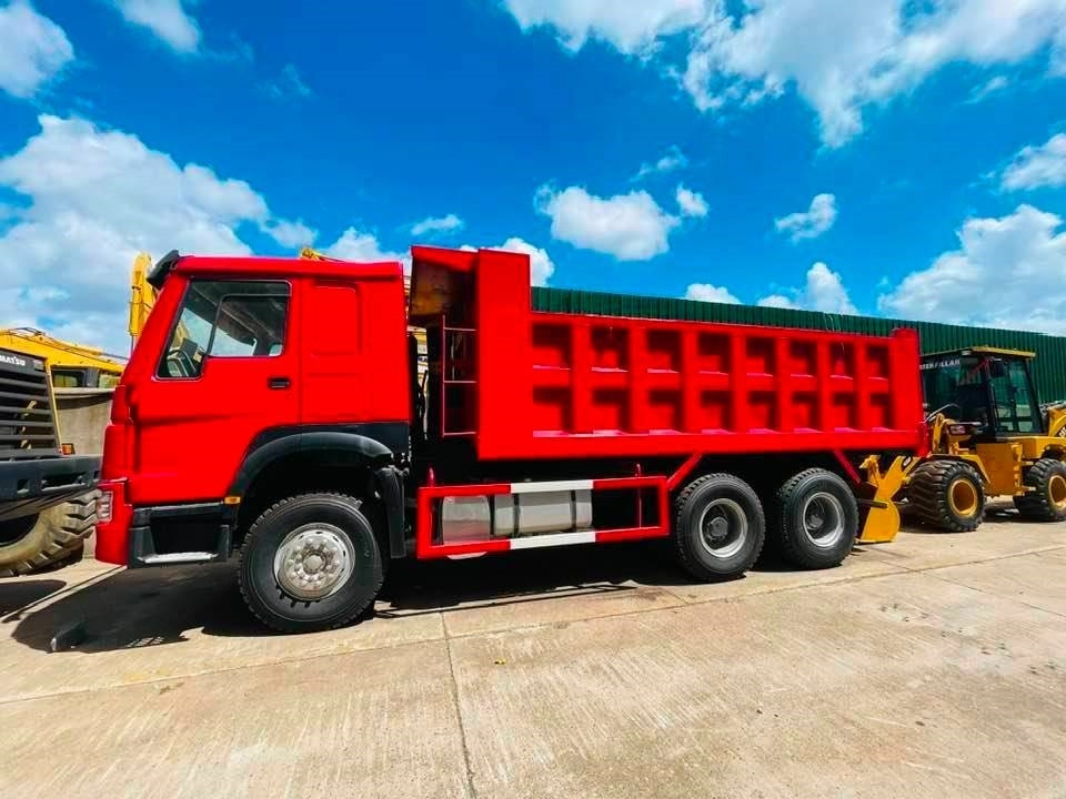 Sinotruk 371 - Kravas automašīna pašizgāzējs: foto 1 Sinotruk 371 - Kravas automašīna pašizgāzējs: foto 1