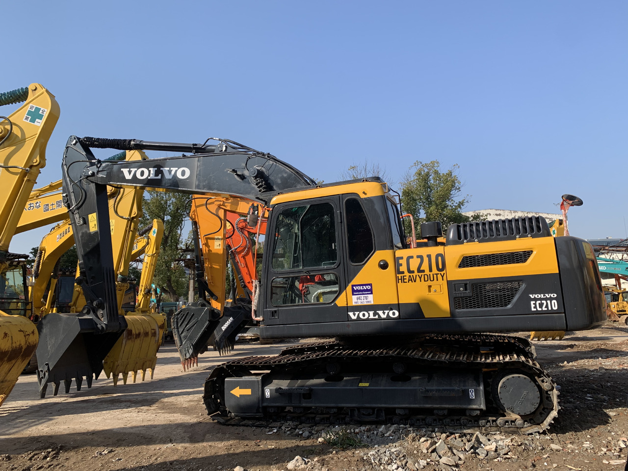 Volvo EC210D - Riteņu ekskavators: foto 1 Volvo EC210D - Riteņu ekskavators: foto 1