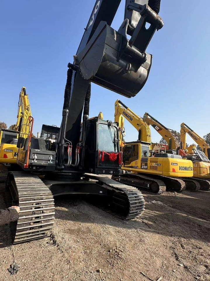 Kāpurķēžu ekskavators Volvo EC290: foto 10