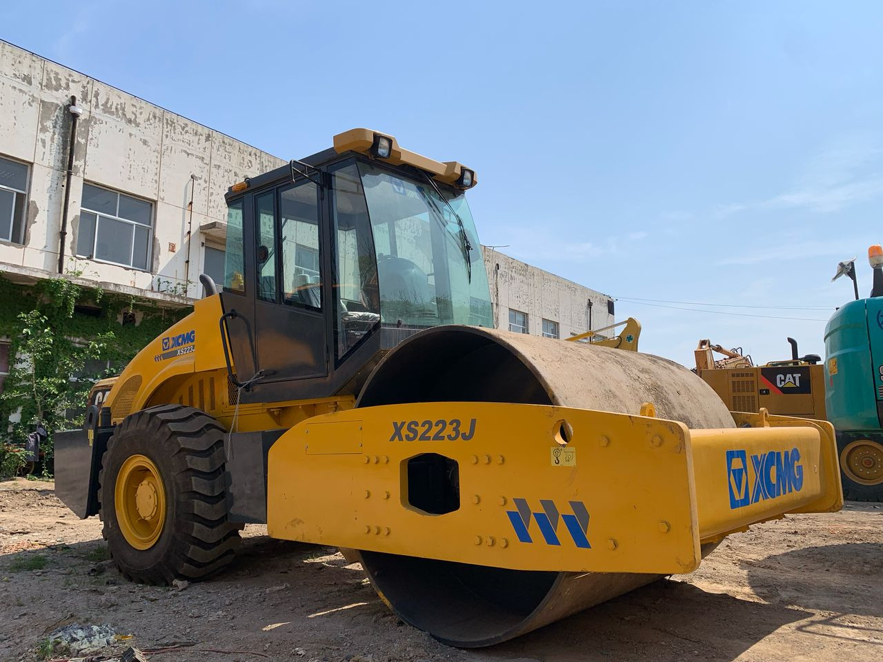 Ceļu veltnis XCMG XS223J: foto 6