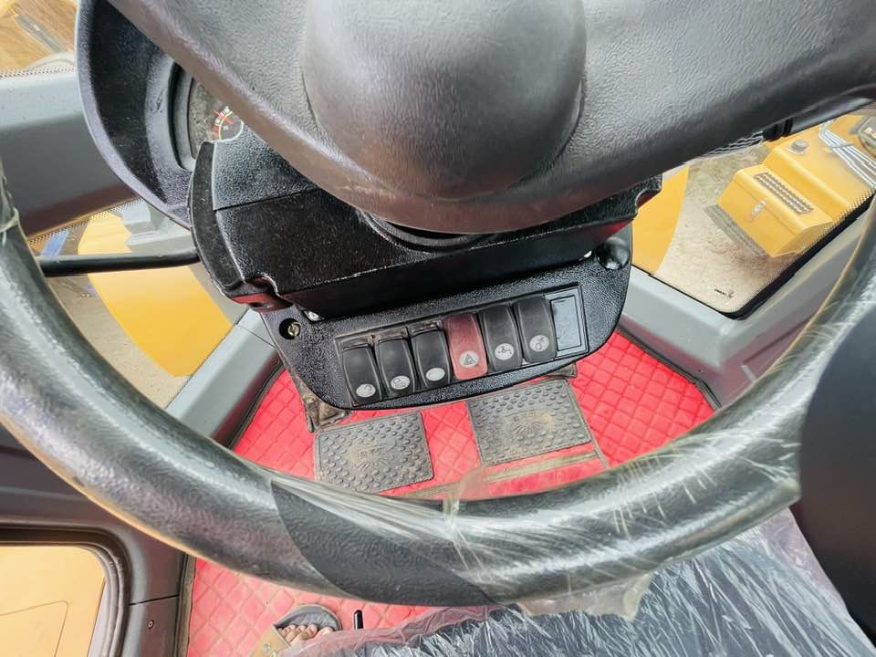 XCMG ZL50GN - Riteņu iekrāvējs: foto 4 XCMG ZL50GN - Riteņu iekrāvējs: foto 4