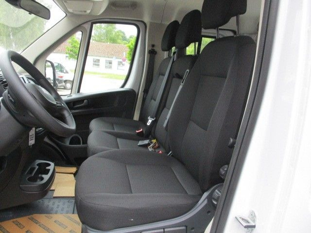 Automašīna ar kravas platformu, Kravas-pasažieru furgons Fiat Ducato: foto 10