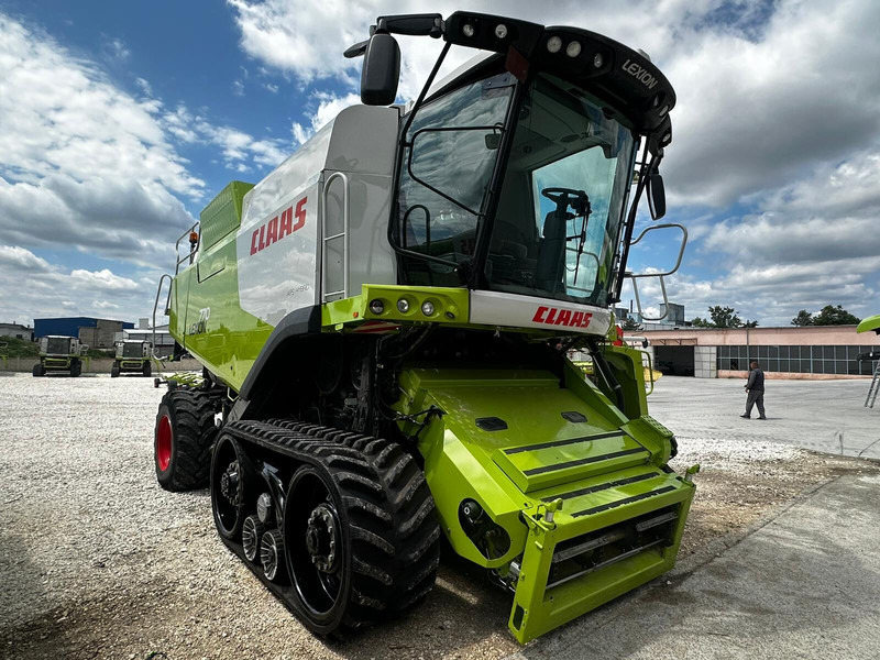 Claas Lexion 770 TT - Labības kombains: foto 3 Claas Lexion 770 TT - Labības kombains: foto 3