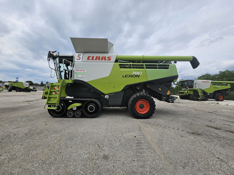 Claas Lexion 780 TT - Labības kombains: foto 1 Claas Lexion 780 TT - Labības kombains: foto 1