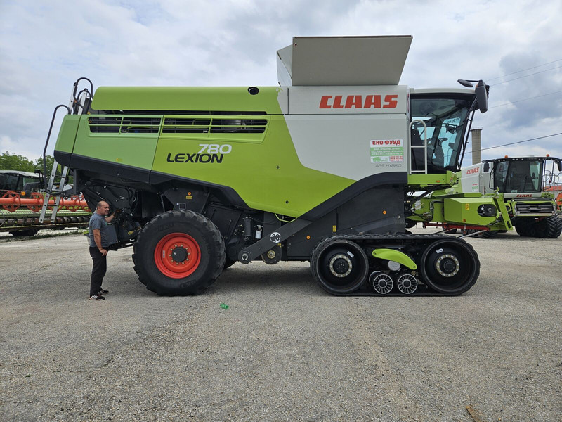 Claas Lexion 780 TT - Labības kombains: foto 5 Claas Lexion 780 TT - Labības kombains: foto 5