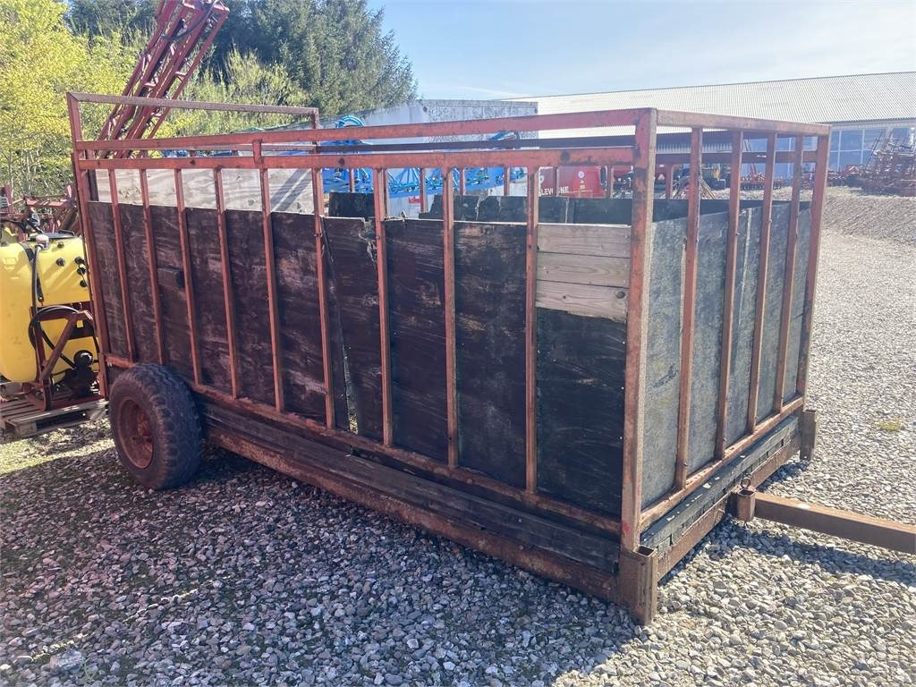 2X3,5MTR - Piekabe dzīvnieku pārvadāšanai: foto 2 2X3,5MTR - Piekabe dzīvnieku pārvadāšanai: foto 2