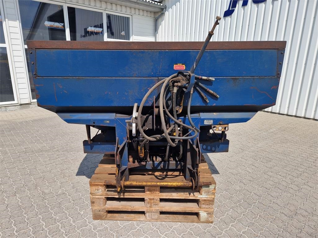 Bogballe C II HYDRAULISK - Minerālmēslu izkliedētājs: foto 3 Bogballe C II HYDRAULISK - Minerālmēslu izkliedētājs: foto 3