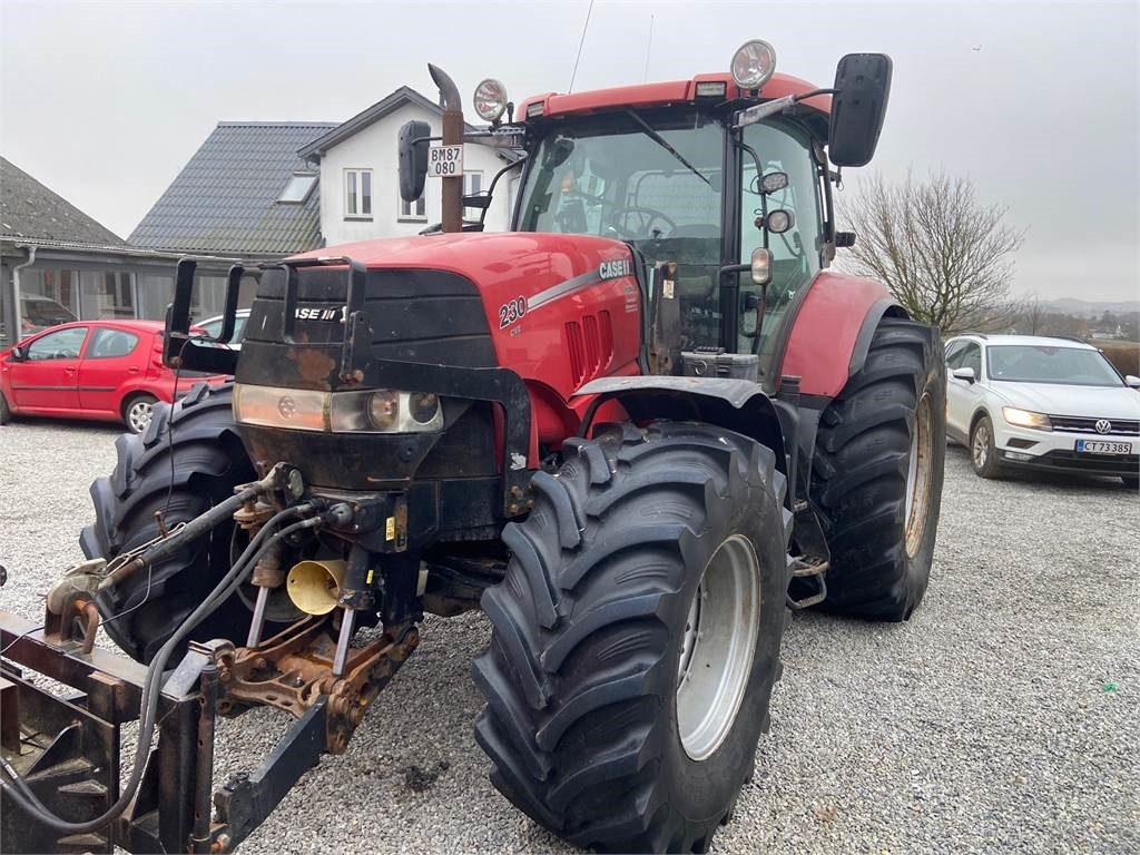 Case IH PUMA 230 CVX - Traktors: foto 1 Case IH PUMA 230 CVX - Traktors: foto 1