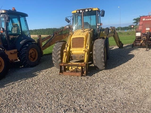 New Holland LB 115B - Ekskavators-iekrāvējs: foto 5 New Holland LB 115B - Ekskavators-iekrāvējs: foto 5