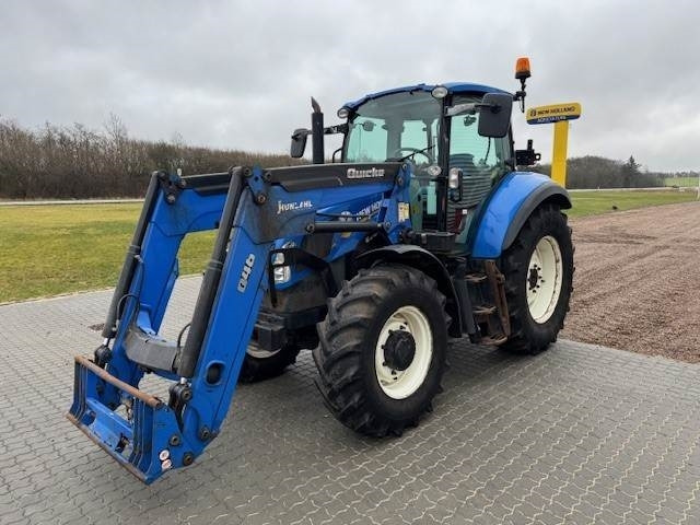 New Holland T5.115 EC - Traktors: foto 5 New Holland T5.115 EC - Traktors: foto 5