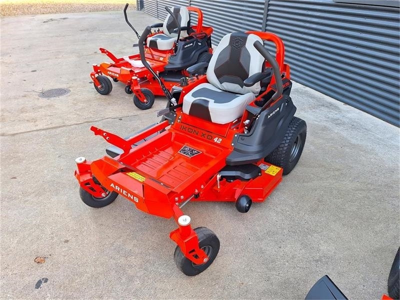 Ariens ARIENS FORHANDLER - Komunālais traktors: foto 3 Ariens ARIENS FORHANDLER - Komunālais traktors: foto 3